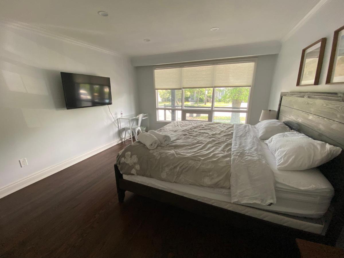 Yonge And Finch Subway !L Spacious & Bright Private Bedroom With Shared Amenties Toronto Extérieur photo