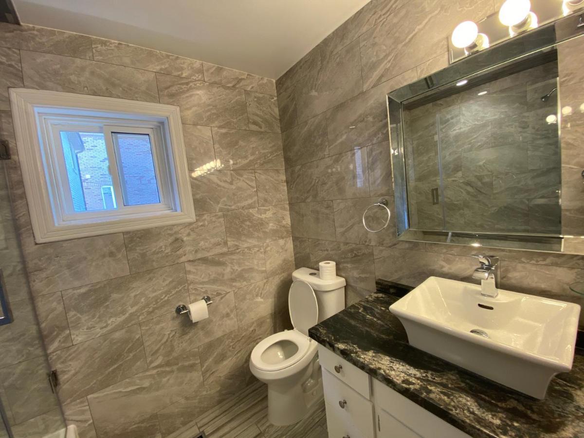 Yonge And Finch Subway !L Spacious & Bright Private Bedroom With Shared Amenties Toronto Extérieur photo